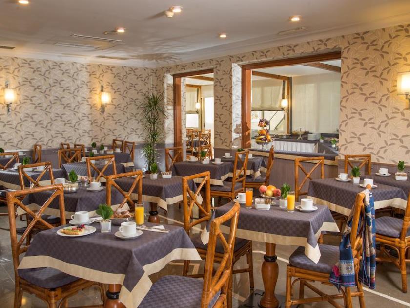 Hotel Santa Costanza By Omnia Hotels Rome Bagian luar foto