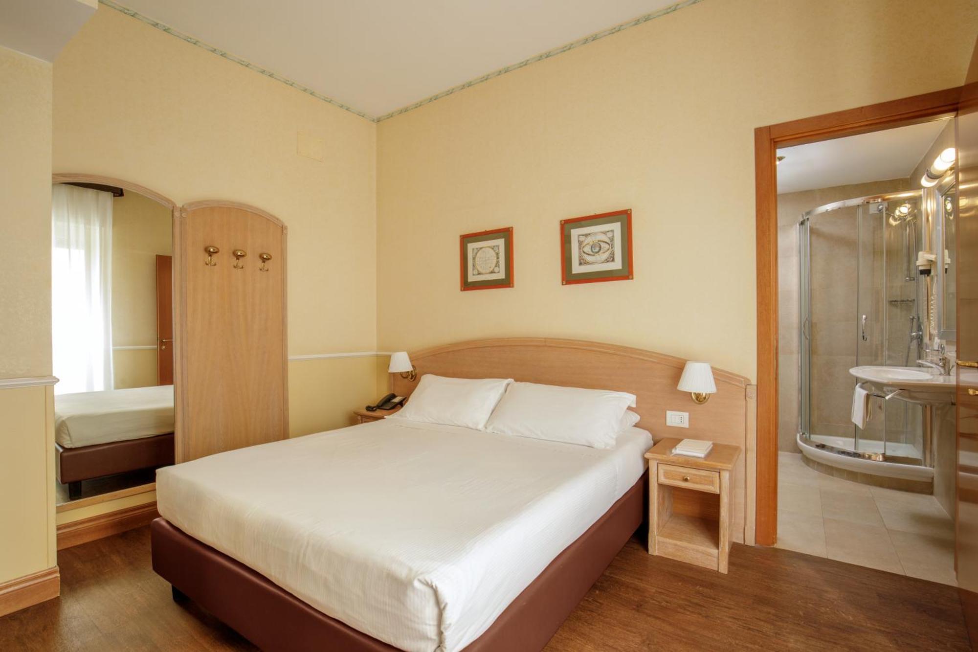 Hotel Santa Costanza By Omnia Hotels Rome Bagian luar foto