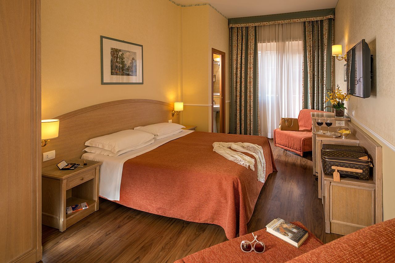 Hotel Santa Costanza By Omnia Hotels Rome Bagian luar foto