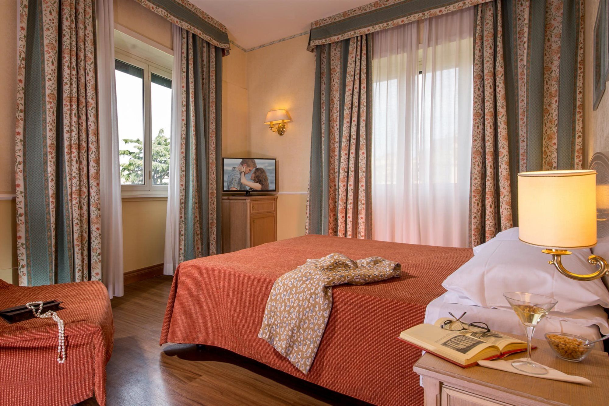 Hotel Santa Costanza By Omnia Hotels Rome Bagian luar foto